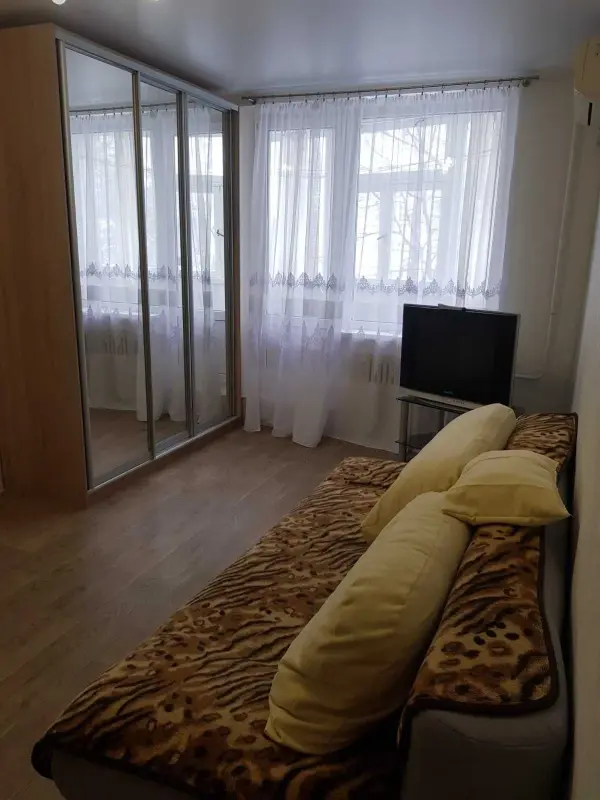 Apartment for rent - Peremohy Avenue 76