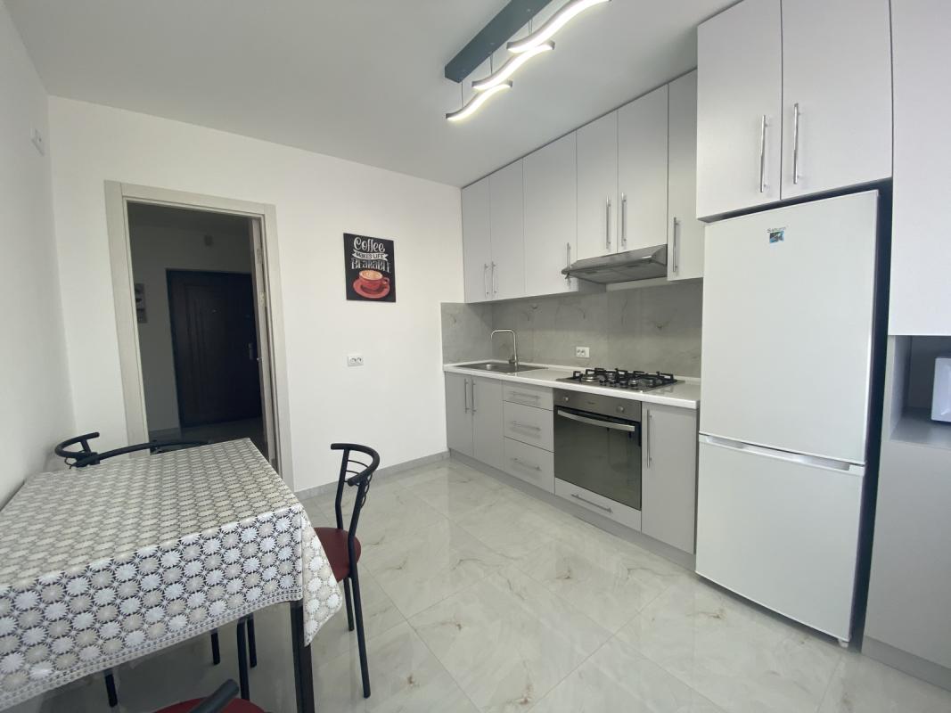 Long term rent 1 bedroom-(s) apartment Troleibusna Street 6