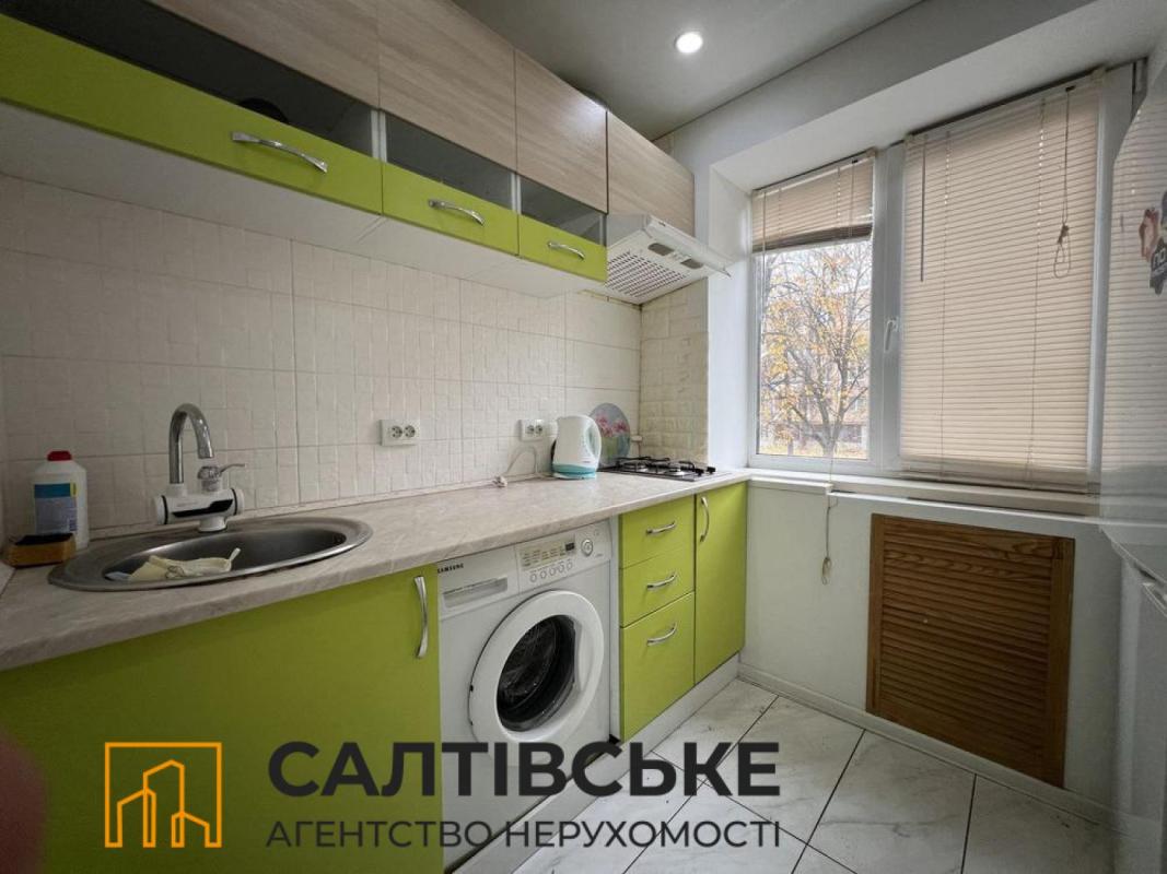 Продаж 2 кімнатної квартири 45 кв. м, Героїв Праці вул. 33б