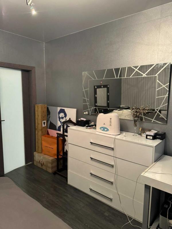 Sale 1 bedroom-(s) apartment 52 sq. m., Saperno-Slobidska Street 24