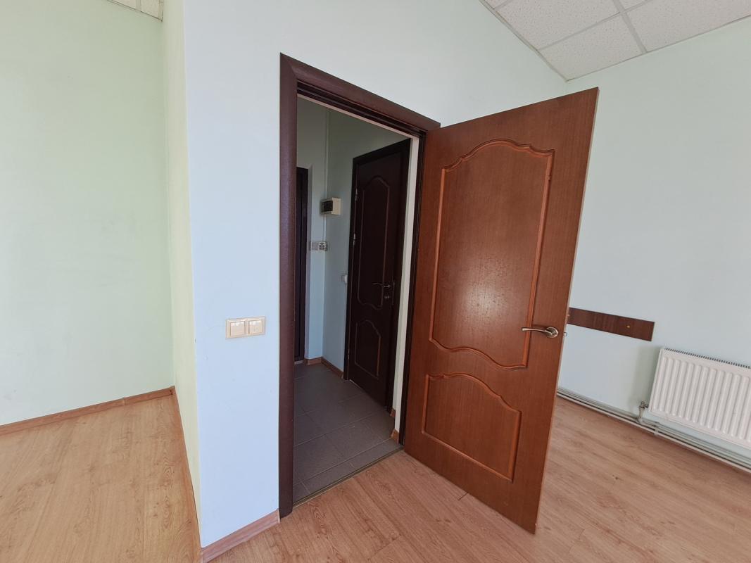 Long term rent commercial property Mykulynetska Street 3а