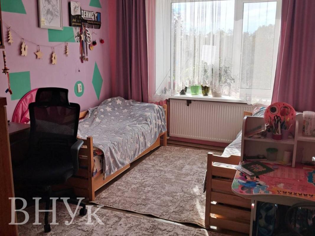 Продаж 2 кімнатної квартири 52 кв. м, Новий Світ вул. (Маршала Красновського) 9