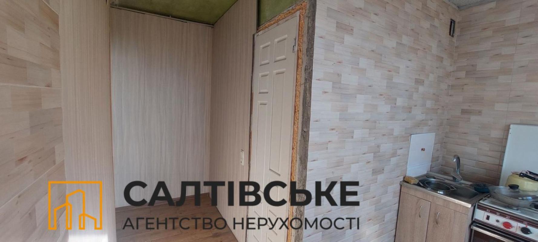 Продаж 2 кімнатної квартири 45 кв. м, Героїв Праці вул. 70