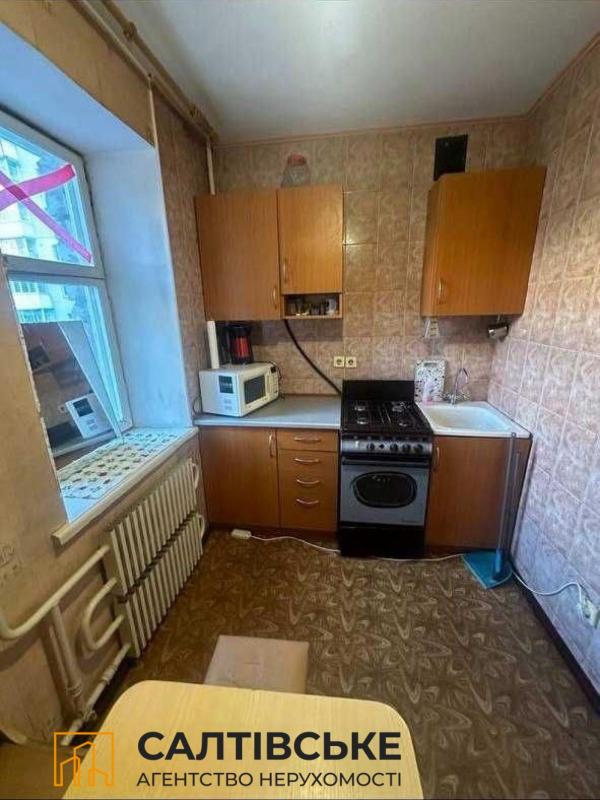 Продаж 1 кімнатної квартири 30 кв. м, Владислава Зубенка вул. (Тимурівців) 21