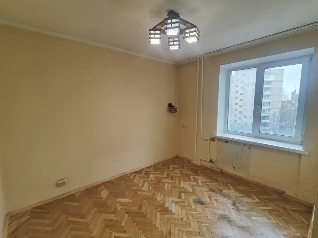 Продаж 4 кімнатної квартири 78 кв. м, Теремківська вул. 11