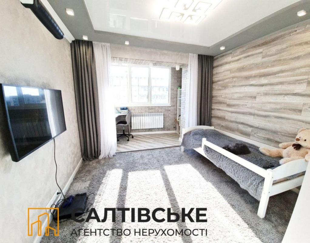 Продажа 4 комнатной квартиры 83 кв. м, Натальи Ужвий ул. 102