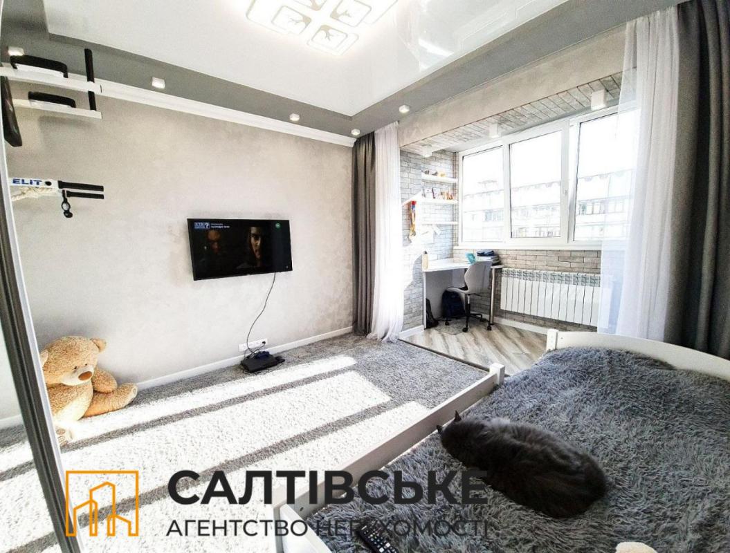 Продажа 4 комнатной квартиры 83 кв. м, Натальи Ужвий ул. 102