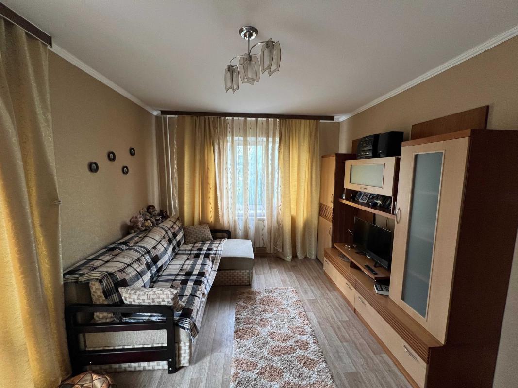 Sale 1 bedroom-(s) apartment 31 sq. m., Smilianska Street 17