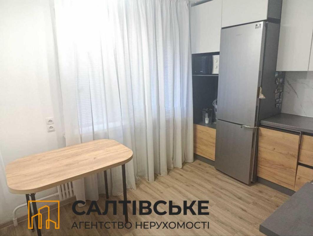 Продаж 3 кімнатної квартири 67 кв. м, Леся Сердюка вул. (Командарма Корка) 14