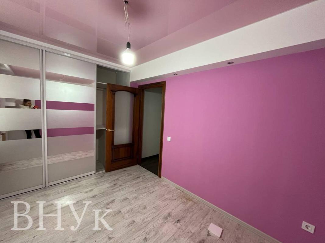 Sale 3 bedroom-(s) apartment 98 sq. m., Troleibusna Street 1