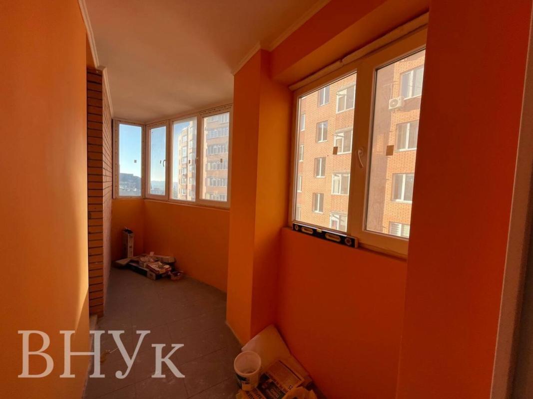 Sale 3 bedroom-(s) apartment 98 sq. m., Troleibusna Street 1