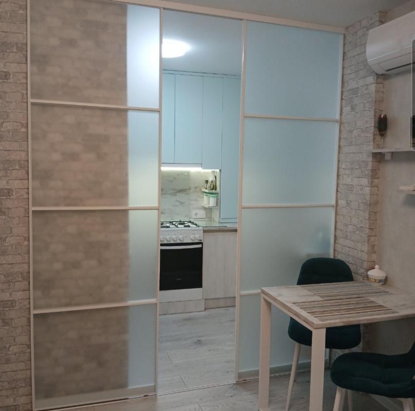 Sale 1 bedroom-(s) apartment 37 sq. m., Vidradnyi Avenue