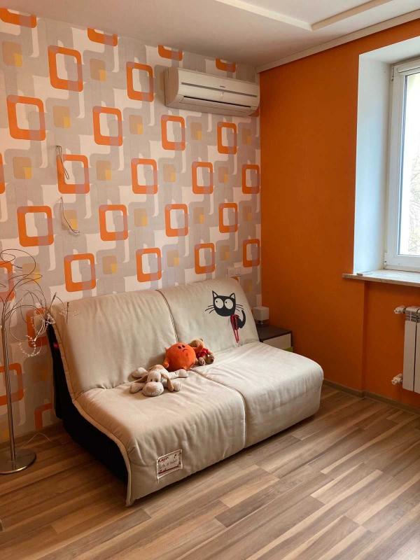 Продажа 2 комнатной квартиры 56 кв. м, Сергея Есенина ул. 1