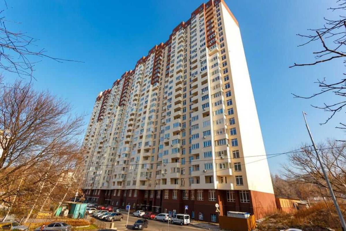 Продаж 1 кімнатної квартири 44 кв. м, Польова вул. 73