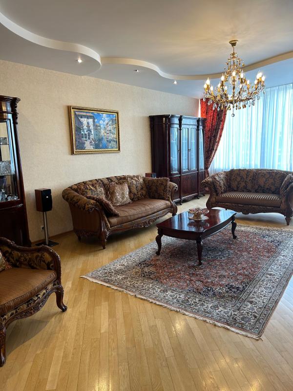 Sale 3 bedroom-(s) apartment 160 sq. m., Moldovska Street (Moldavska Street) 2