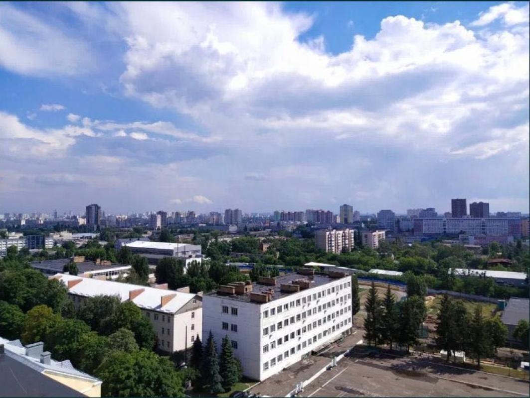 Продаж 2 кімнатної квартири 65 кв. м, Берестейський просп. (Перемоги) 55