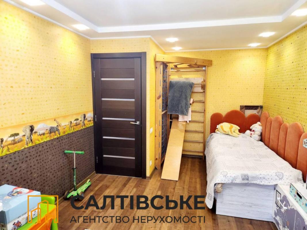 Sale 3 bedroom-(s) apartment 64 sq. m., Lesya Serdyuka street 4