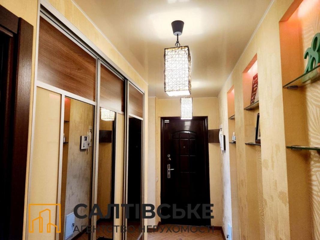 Sale 3 bedroom-(s) apartment 64 sq. m., Lesya Serdyuka street 4