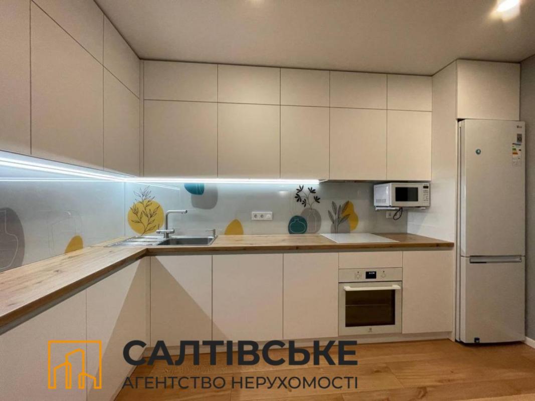 Продаж 2 кімнатної квартири 63 кв. м, Академіка Павлова вул. 158 корпус 2