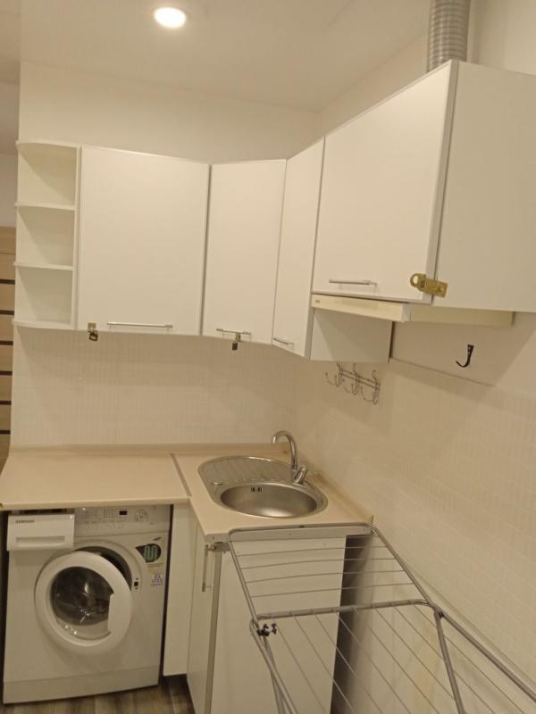 Sale 1 bedroom-(s) apartment 12 sq. m., Riznykivskyi Lane 4