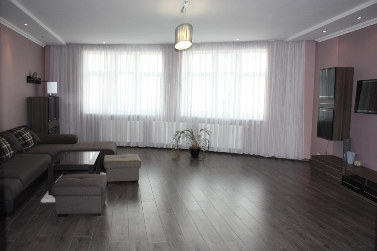 Sale 3 bedroom-(s) apartment 172 sq. m., Yuriia Illienka Street (Melnykova Street) 18б