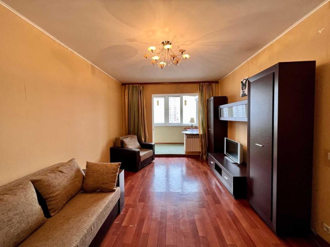 Продаж 1 кімнатної квартири 42 кв. м, Петра Григоренка просп. 9