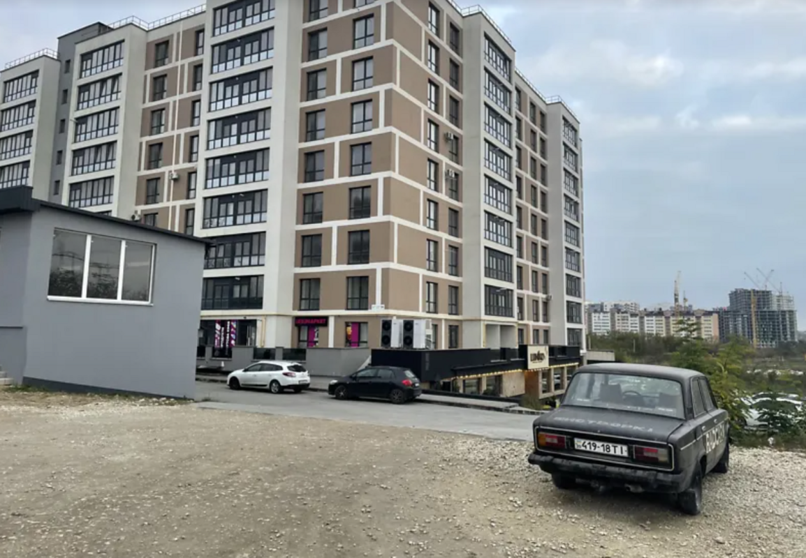 Sale commercial property 40 sq. m., Tekstylna Street