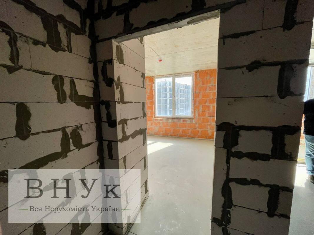 Sale 1 bedroom-(s) apartment 43 sq. m., Pidvolochyske Road