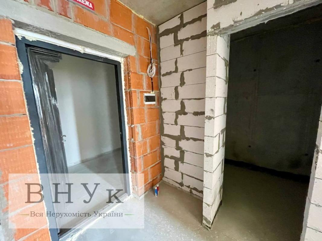 Sale 1 bedroom-(s) apartment 43 sq. m., Pidvolochyske Road