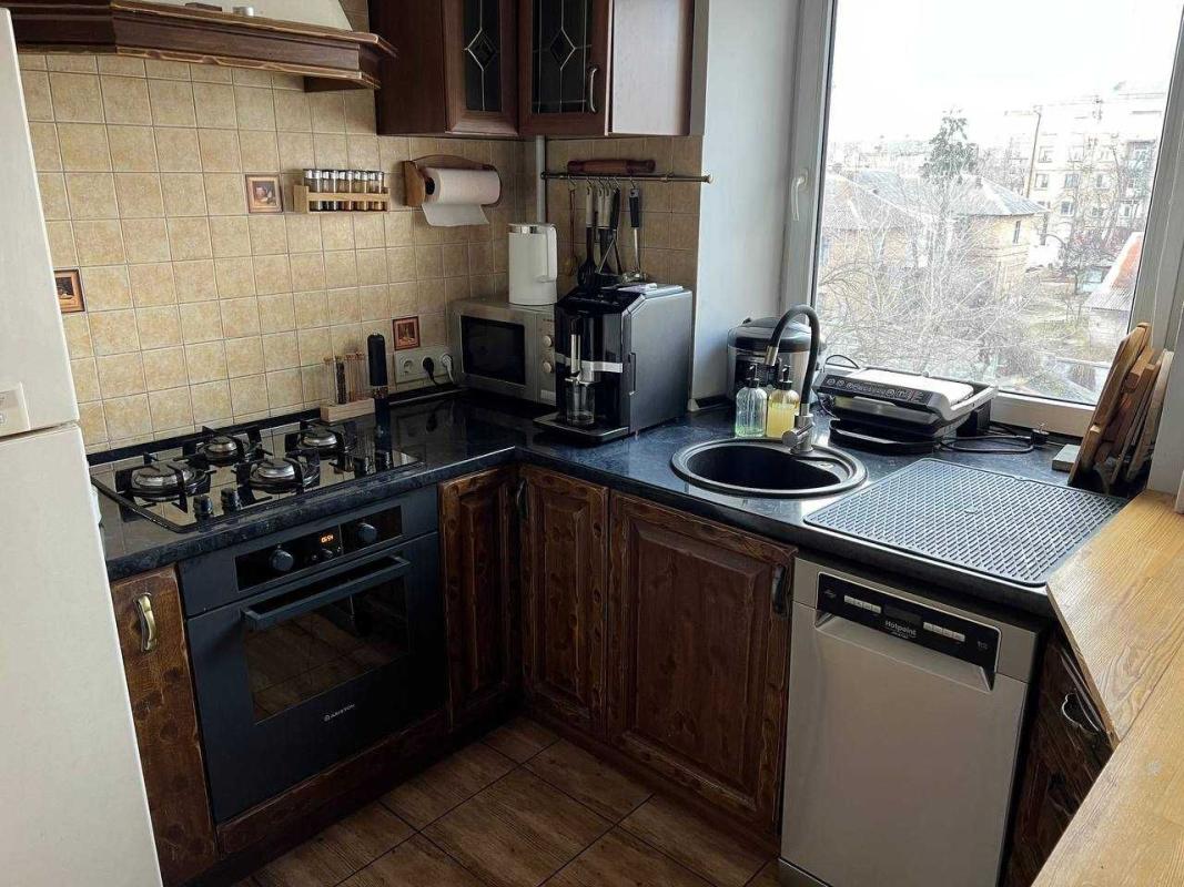 Sale 3 bedroom-(s) apartment 56 sq. m., Plastova street (Ivana Serhienka Street) 21