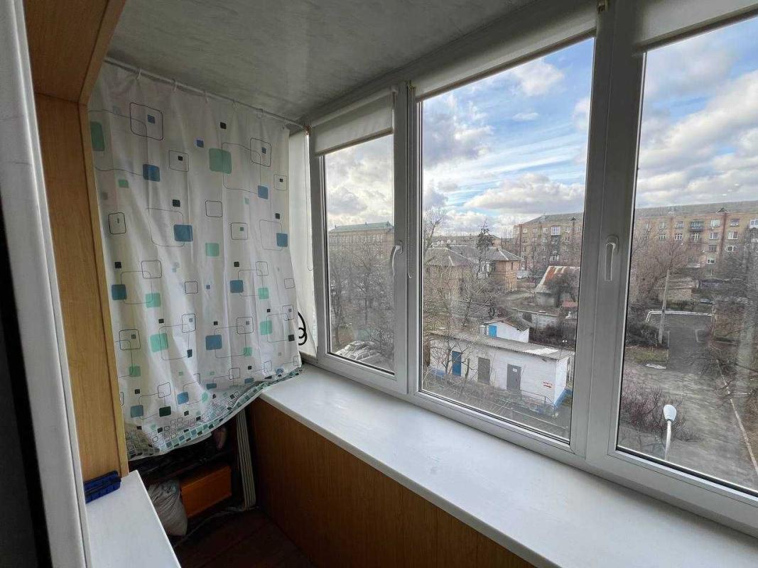 Sale 3 bedroom-(s) apartment 56 sq. m., Plastova street (Ivana Serhienka Street) 21