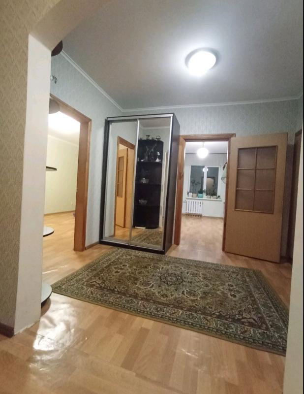 Продажа 3 комнатной квартиры 95 кв. м, Георгия Гонгадзе просп. 18ж