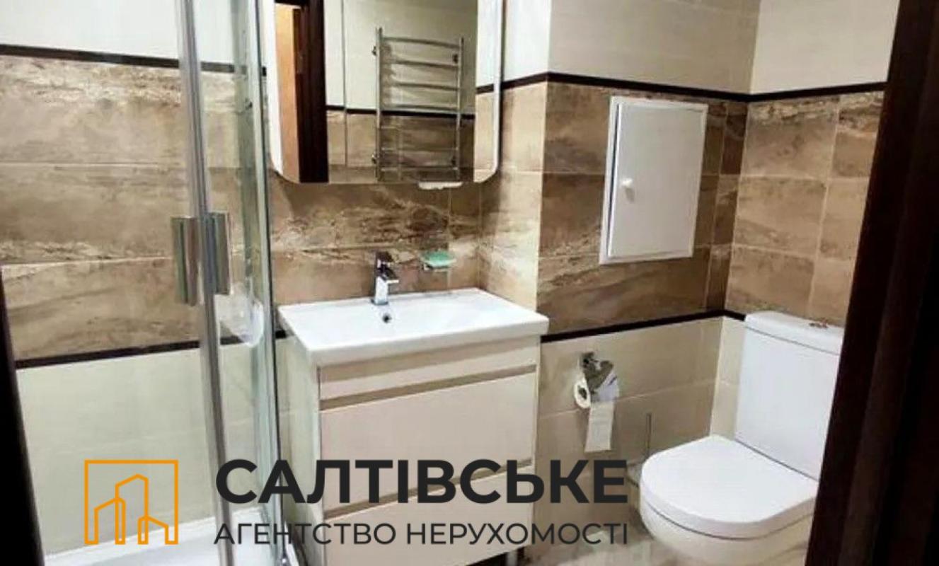 Sale 3 bedroom-(s) apartment 72 sq. m., Hvardiytsiv-Shyronintsiv Street 92