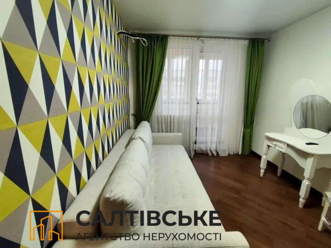 Sale 3 bedroom-(s) apartment 72 sq. m., Hvardiytsiv-Shyronintsiv Street 92