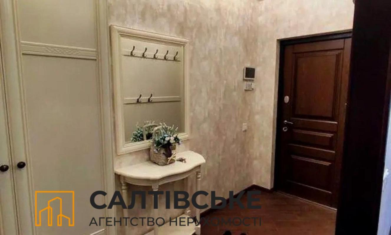 Sale 3 bedroom-(s) apartment 72 sq. m., Hvardiytsiv-Shyronintsiv Street 92