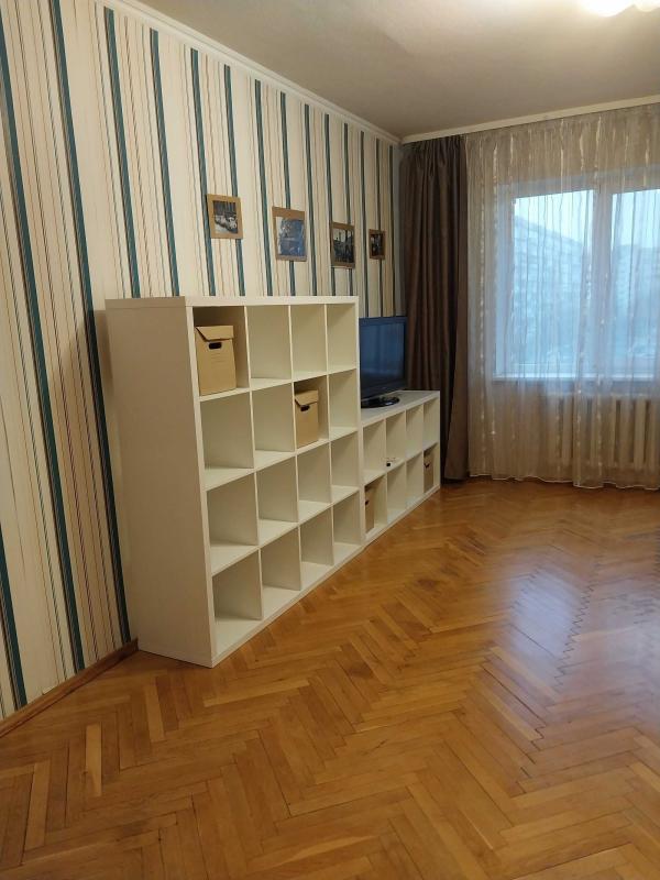 Продаж 3 кімнатної квартири 62 кв. м, Зої Гайдай вул. 2А