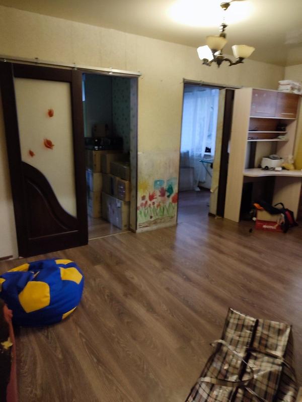 Long term rent 3 bedroom-(s) apartment Fesenkivska Street 16