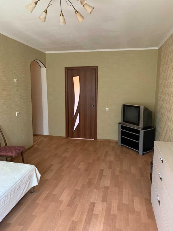 Sale 3 bedroom-(s) apartment 62 sq. m., Bakynska Street 37