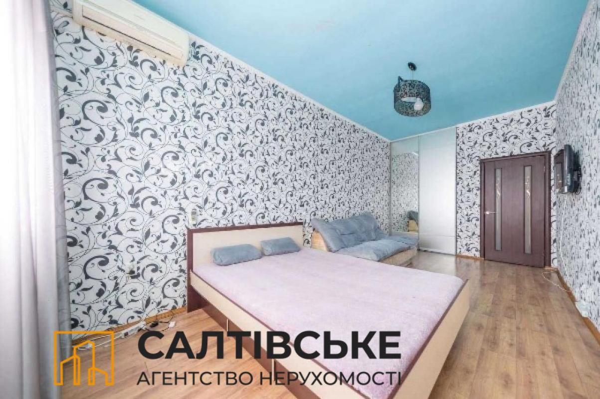 Продаж 1 кімнатної квартири 37 кв. м, Новоолександрівська вул. 54а к3