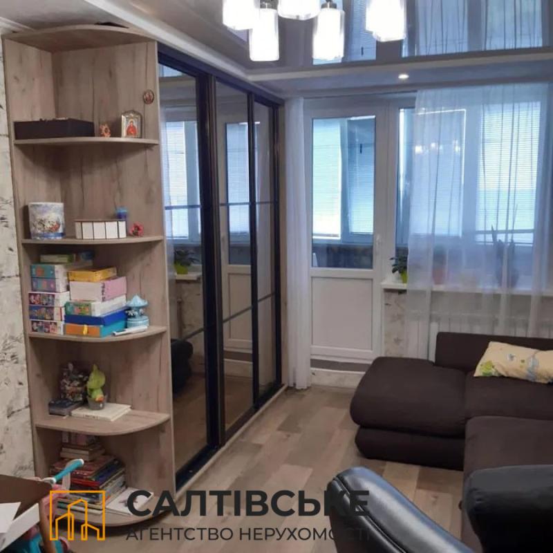 Продажа 1 комнатной квартиры 32 кв. м, Гвардейцев-Широнинцев ул. 88