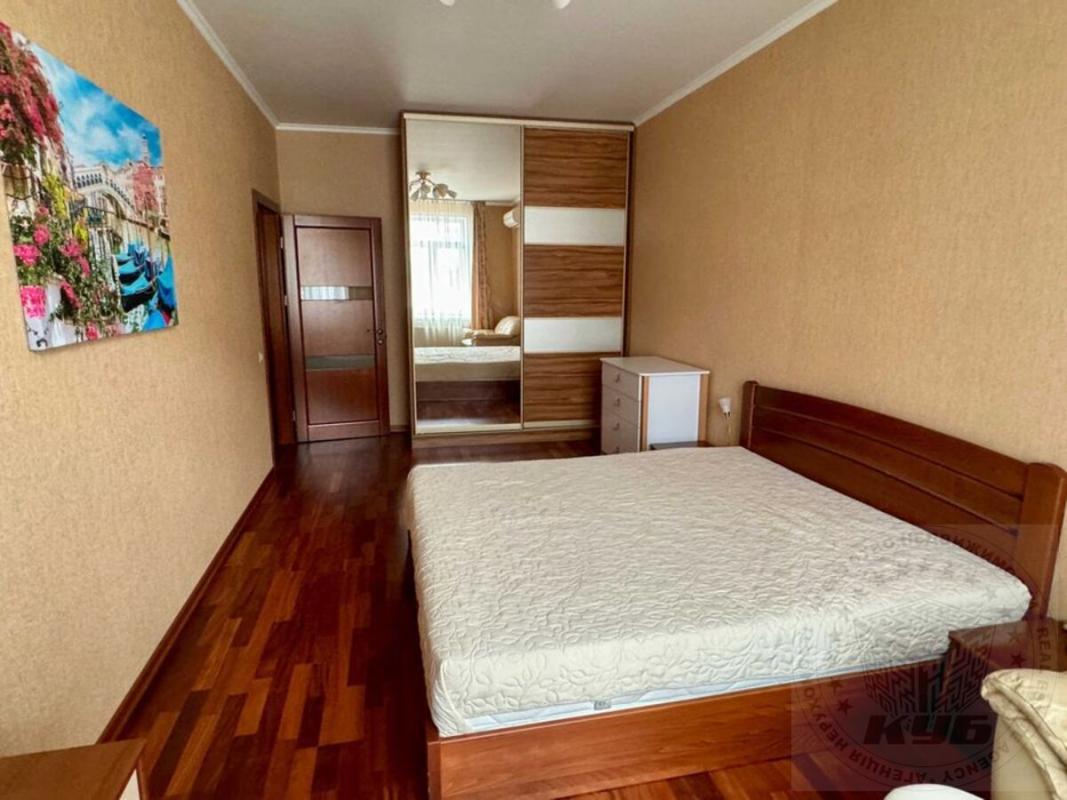 Sale 2 bedroom-(s) apartment 77.8 sq. m., Shchekavytska Street 30/39