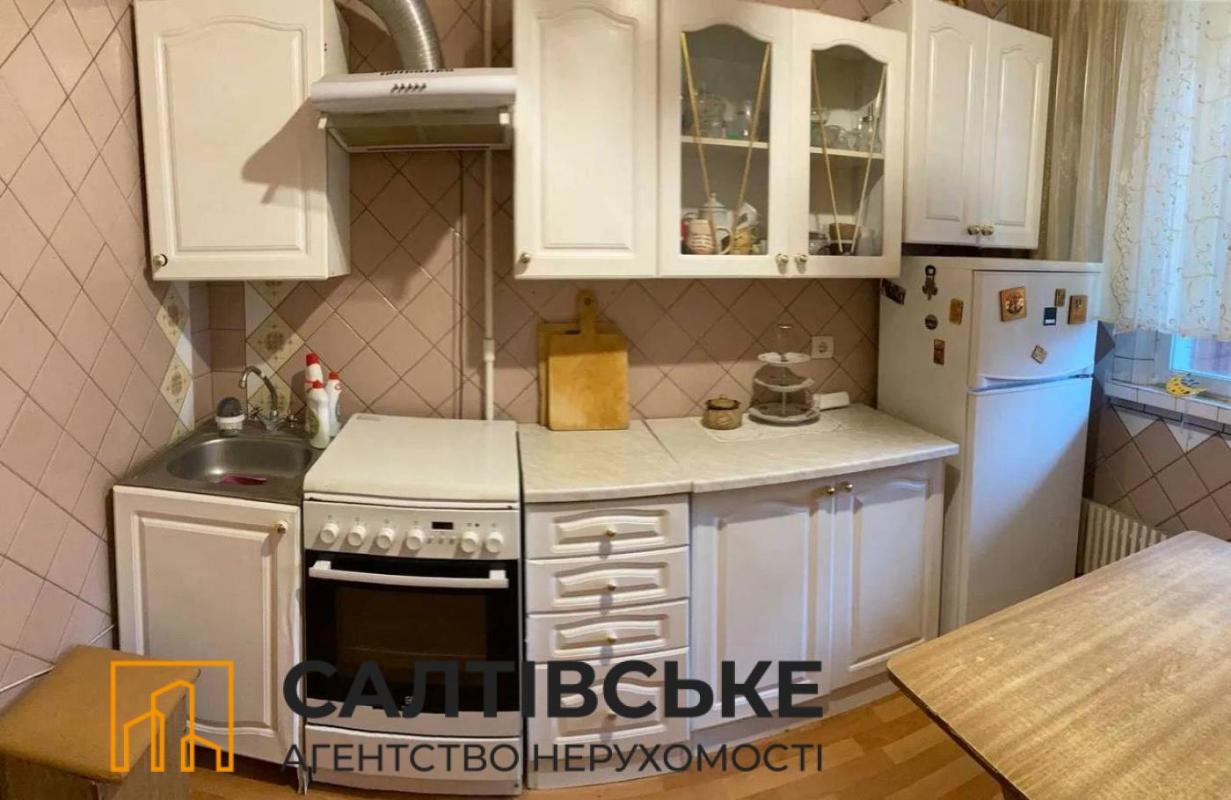 Sale 1 bedroom-(s) apartment 38 sq. m., Druzhby Narodiv Street 240