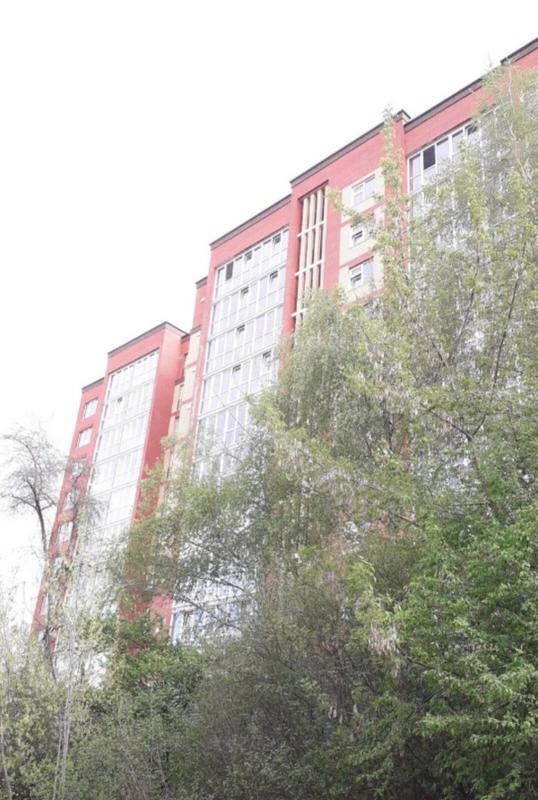 Продаж 1 кімнатної квартири 47 кв. м, Тролейбусна вул. 5