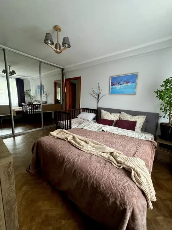 Apartment for sale - Vidradnyi Avenue 36а