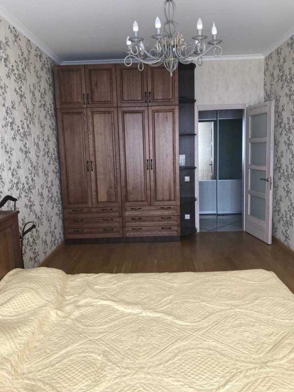 Long term rent 2 bedroom-(s) apartment Kyrylo-Mefodiivska Street 2