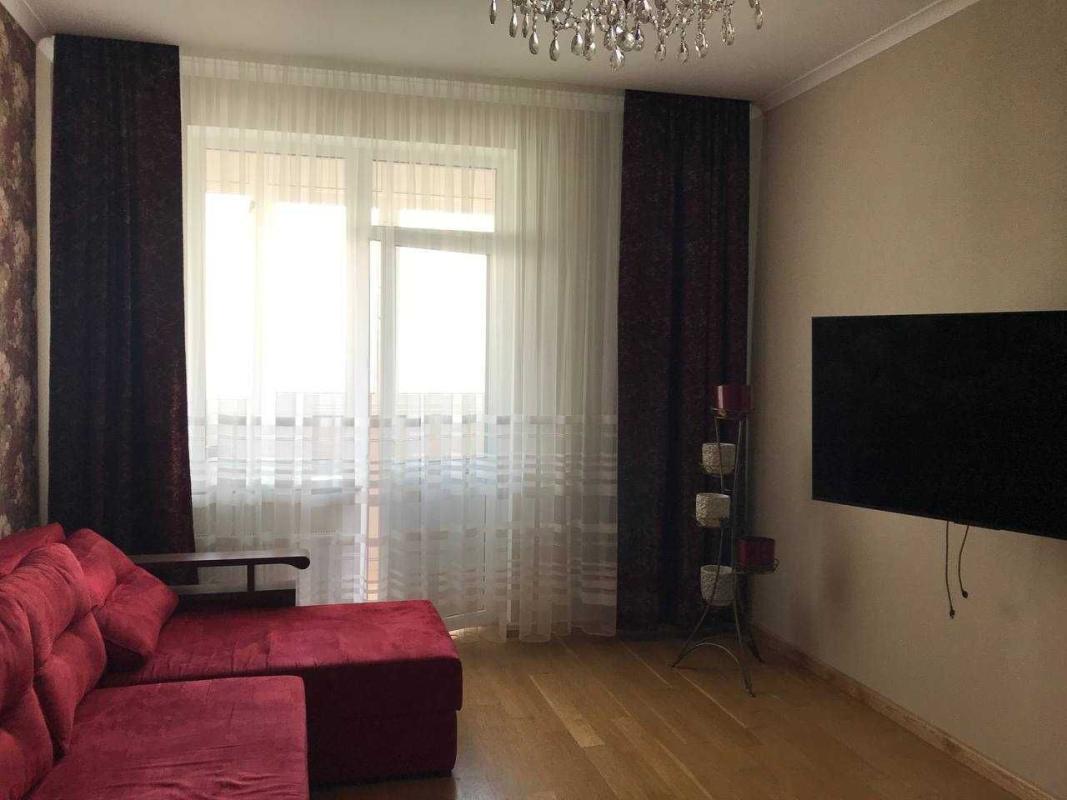 Long term rent 2 bedroom-(s) apartment Kyrylo-Mefodiivska Street 2