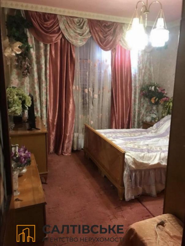 Продаж 2 кімнатної квартири 52 кв. м, Леся Сердюка вул. (Командарма Корка) 28