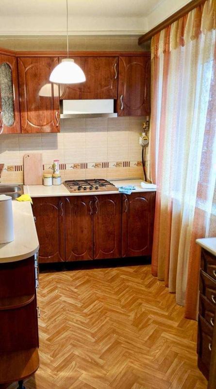 Продажа 3 комнатной квартиры 57 кв. м, Оболонский просп. 16