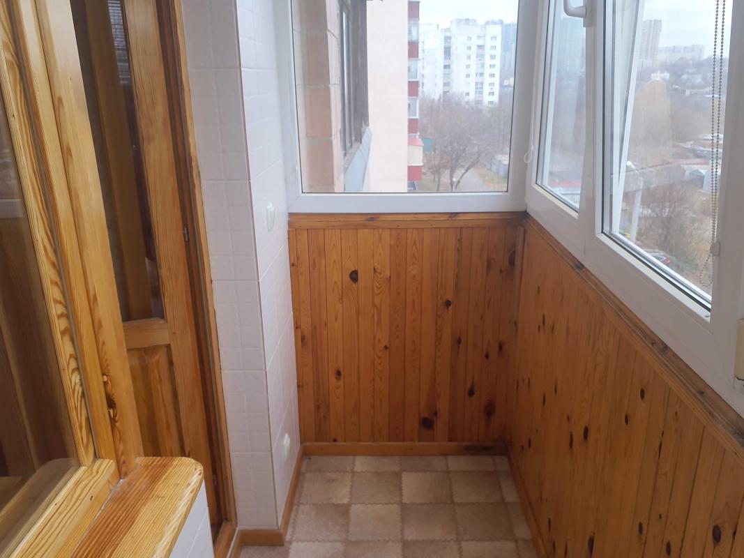 Продаж 1 кімнатної квартири 38 кв. м, Клочківська вул. 276а