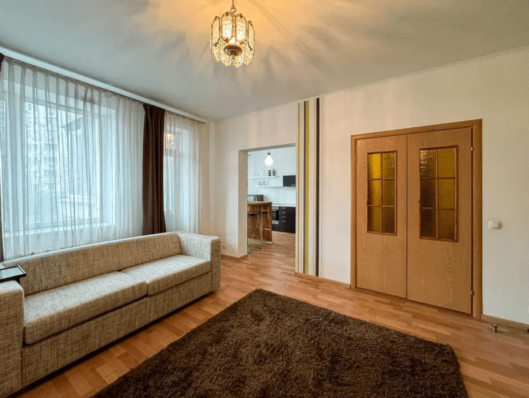 Sale 3 bedroom-(s) apartment 95 sq. m., Mykoly Bazhana Avenue 16